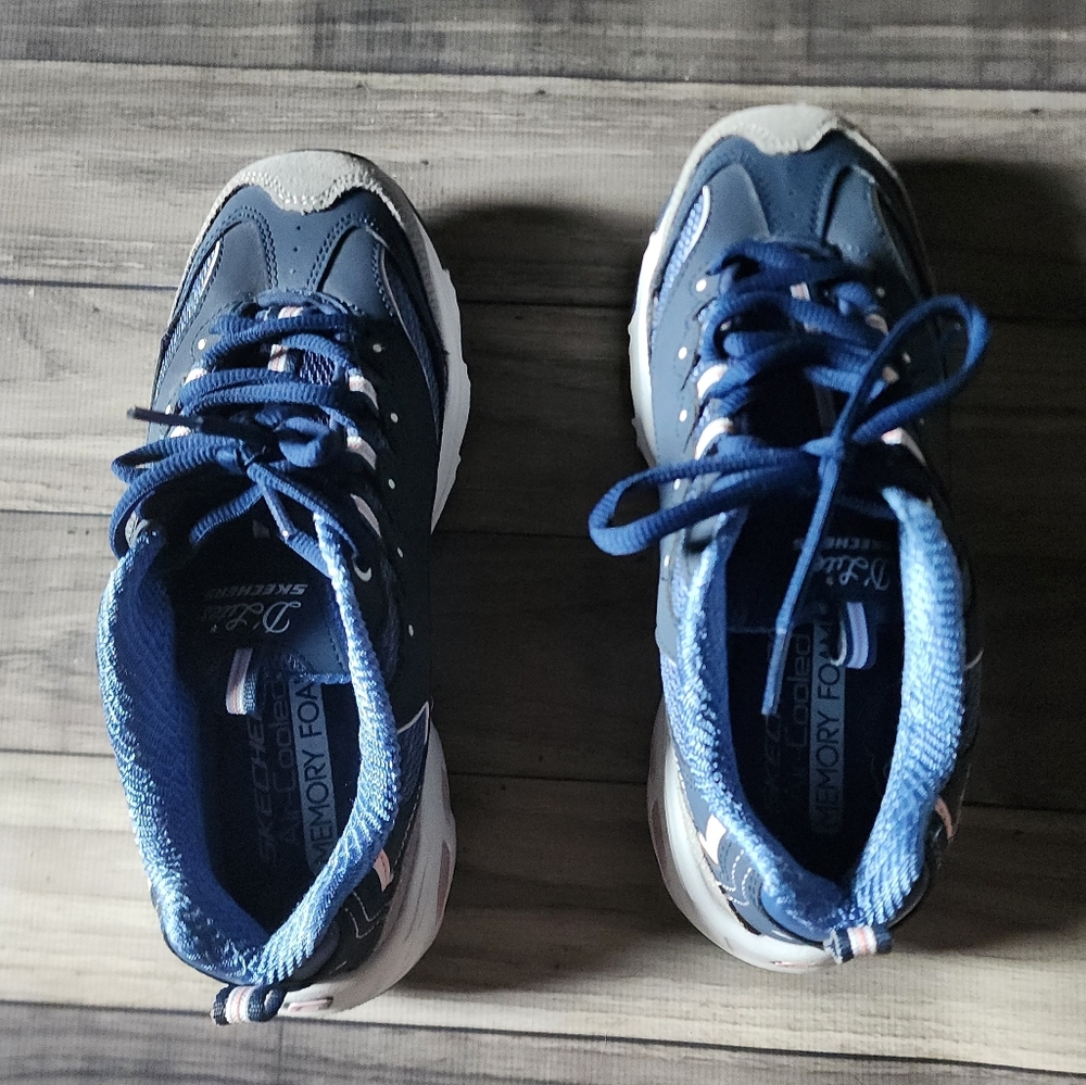 Sketchers D'Lite Size W7.5 Blue